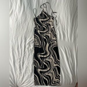 Forever 21 Black and Cream Maxi Dress